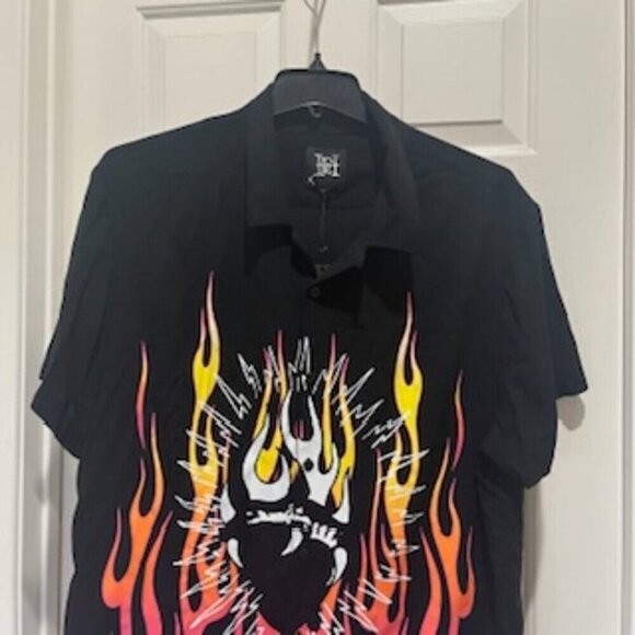 NEW Ed‎ Hardy Tattoo Black Button up Camp Shirt Men's xL Flames Button Up… - Picture 11 of 12